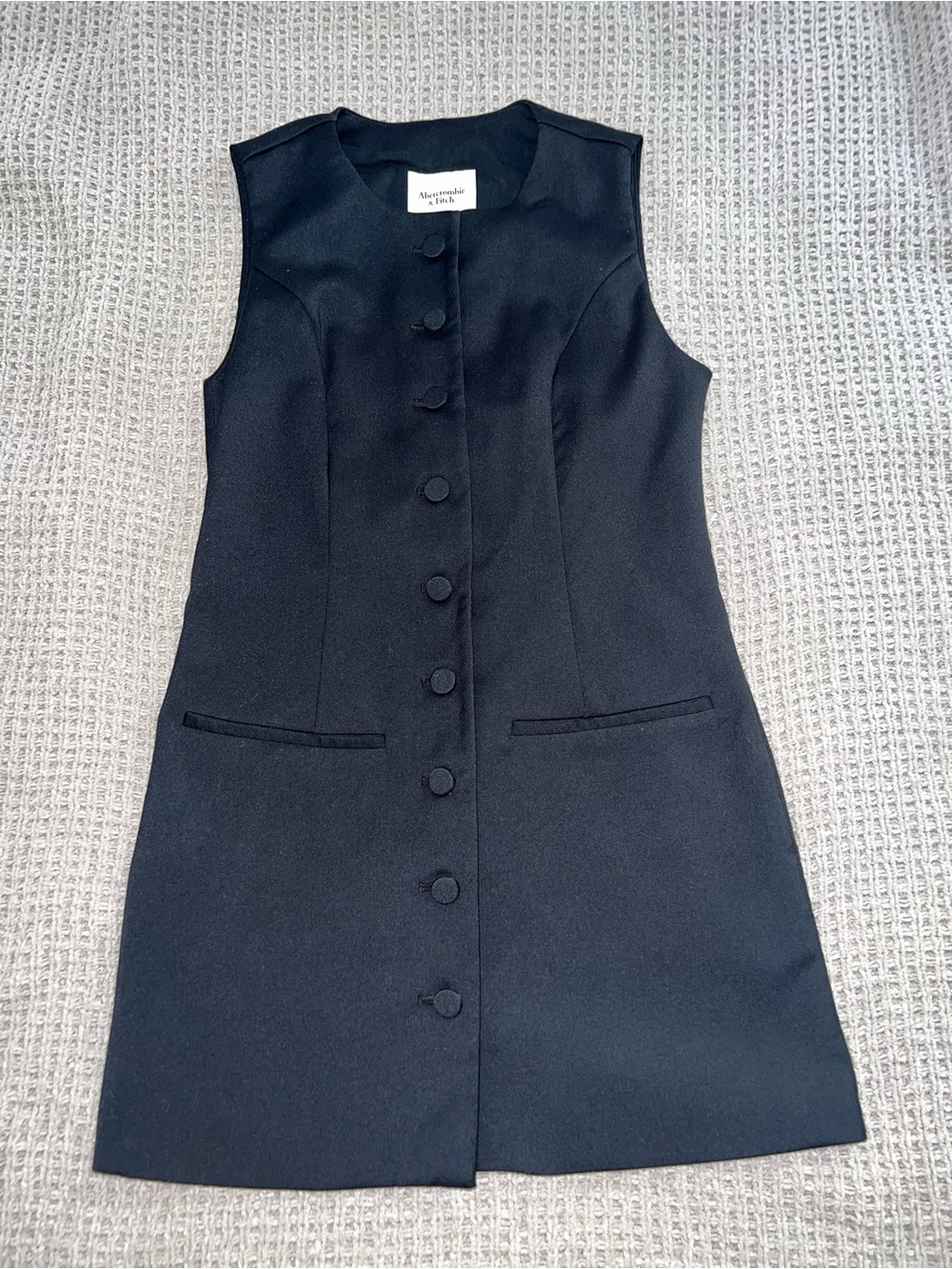 Abercrombie & Fitch Black Sleeveless Button-Front Mini Dress